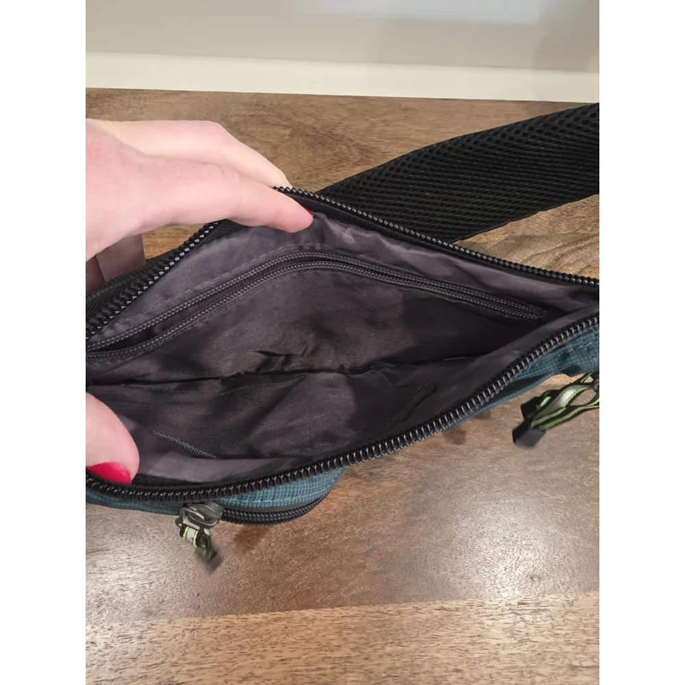 NICGID Sling Bag Chest Shoulder Backpack Crossbody Bags Casual Dark Green Teal